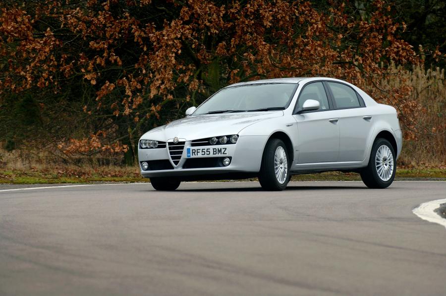  Alfa Romeo 159 2.4 JTDm (939A) 2006 года  (UK) (фото 4 из 16)